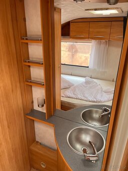 Adria Adora 462 PU podlahové topení - 10