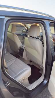 VW Toureg 3.0 V6 TDI - 10