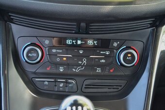 Ford Kuga 2.0 TDCI 132kW Titanium 4x4 TOP STAV - 10