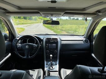 Suzuki Grand Vitara 2.4 - 10
