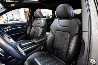 Audi Q8 E-tron 55 Advanced - 10