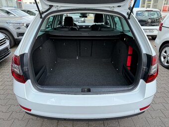 Škoda Octavia 3 Combi Style 2.0 TDI 110kW DSG ACC Ambient Qi - 10