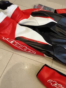 Alpinestars Motegi V3-Pánská kožená moto kombinéza, jednodíl - 10