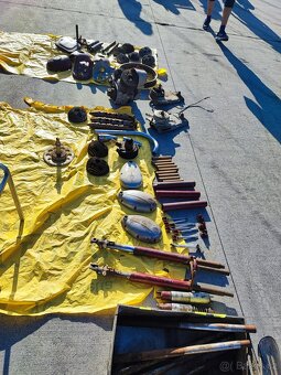 Prodám díly na motorky CZ, Jawa - 10