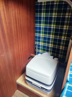 Plachetnice Jeanneau Sangria (7,6 m) - 10