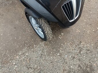Piaggio mp3 400LT CZ doklady v ceně na řidičák sk.B černá - 10