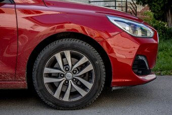 Hyundai i30 CW 1.4i Classic - 10