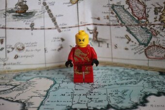 LEGO Ninjago - Jay, Kai, Cole a Zane DX + spinnery a karty - 10