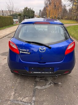 MAZDA 2  -  1,4 16V  5 dveří - 10