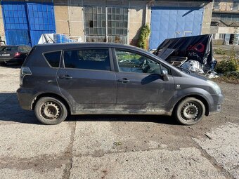 TOYOTA COROLLA VERSO 2.2 d4d 110kw 100kw - 10