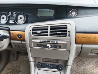 Renault VelSatis 2.0 16V Turbo - 10