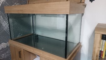 Akvárium se skříňkou a horním deklem. Sklorex. - 10