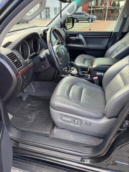 Land Cruiser 200 V8 4,5 D - 10