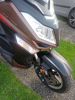 Skútr ALEXONE 125 - 10