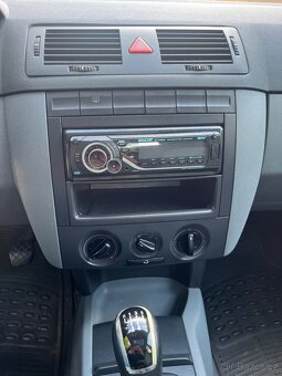 Škoda Fabia 1.4 MPI 50Kw - 10
