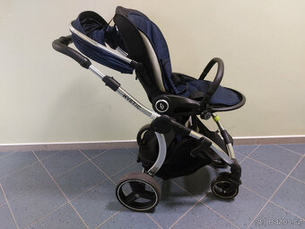 Kočárek + výbava - 10