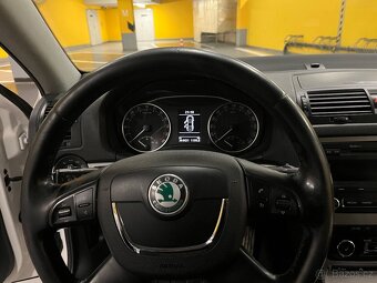 Škoda Octavia 2.0Tdi 103kw ČR Ser.kn/Elegant - 10