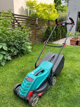 Elektrická sekačka BOSCH Rotak 32 Ergo Flex H - 10
