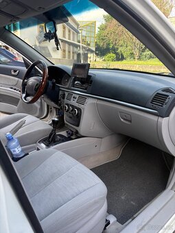 Hyundai Sonata - 10