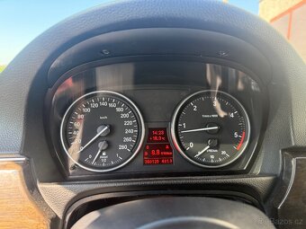 BMW e92 325d 150 Kw Hezký stav - 10
