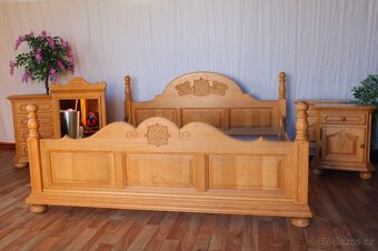 Belgická luxusní ložnice, celomasiv, světlý dub - 10