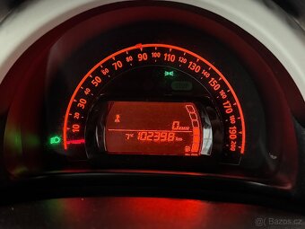 Renault Twingo 1.0i 54kw, 2019,1.MAJITEL,AUTOR.SERVIS,MANUÁL - 10