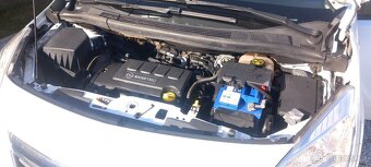 Opel Meriva B 1.4 16V - 10