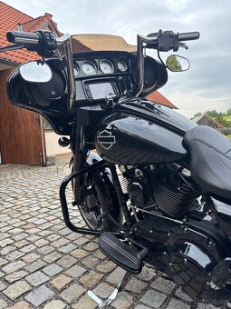 HARLEY DAVIDSON Street Glide Special, FL3 - 10