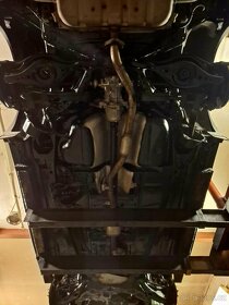 Ochrana karosérií a dutin . Nástřiky. - 10