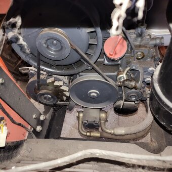 Predám malotraktor Slavia TV824S - 10