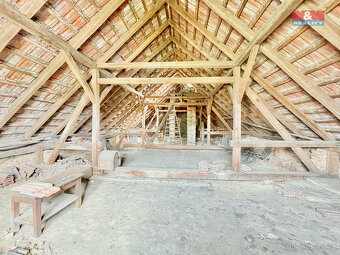 Prodej rodinného domu, 2825 m², Doňov - 10