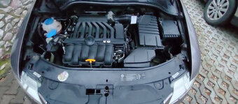 Škoda Superb 3.6 V6 191 kW 4x4, 2012, 126.000 km, full servi - 10