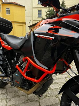 KTM 1090 Adventure - 10