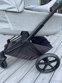 Hluboká korbička Cybex Priam Lux KOI a podvozek - 10