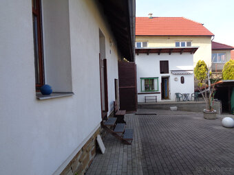 PRODÁM  samostatně stojící rodinný dům v obci Kaly. - 10