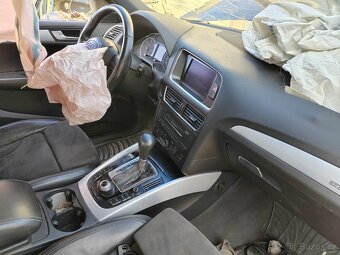 AUDI Q5 8R 3.0 TDI 176KW rok 2011 - 10