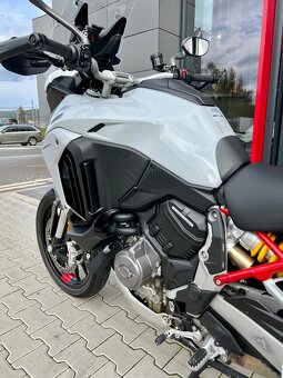 Ducati Multistrada V4 S Full - demo - 10