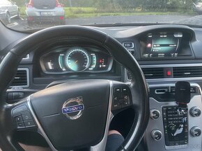 Volvo V70 D4 R-Desing - 10
