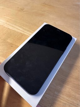 iPhone 12 – 64 GB, černý – baterie 87 % - 10