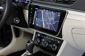 Škoda Superb, iV 1.4 TSI 160kW DSG STYLE - 10
