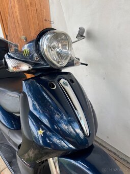 Skútr Piaggio Beverly 500 - 10
