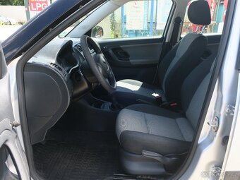 Prodám Škoda fabia 1.4 i 16v 63 kW - 10
