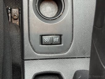 Dacia Duster 1,6 SCe / 84kW - 10