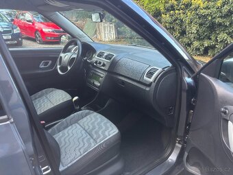 ŠKODA FABIA 1.4 16V 63KW AMBIENTE,KLIMATIZACE,EL.OKNA - 10