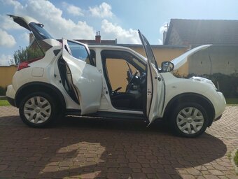 NISSAN JUKE 1,6 BENZÍN 86KW,PRVNÍ MAJITEL,NOVÁ STK - 10