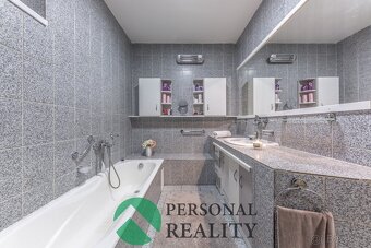 Prodej rodinného domu 225 m², Sazená, ev.č. 02563 - 10