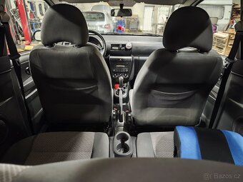 Prodám Volkswagen Fox - 10