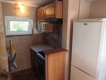 PRODEJ CELOROČNÍHO CHATY NA TR.BYDLENÍ U PŘEHRADY. 1111 - 10