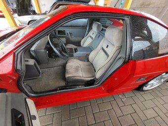 Pontiac Fiero GT - 10