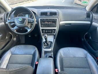 Škoda Octavia 2.0TDI 103Kw,ČR,05/2011,Xenony,Šibr,Elegance - 10